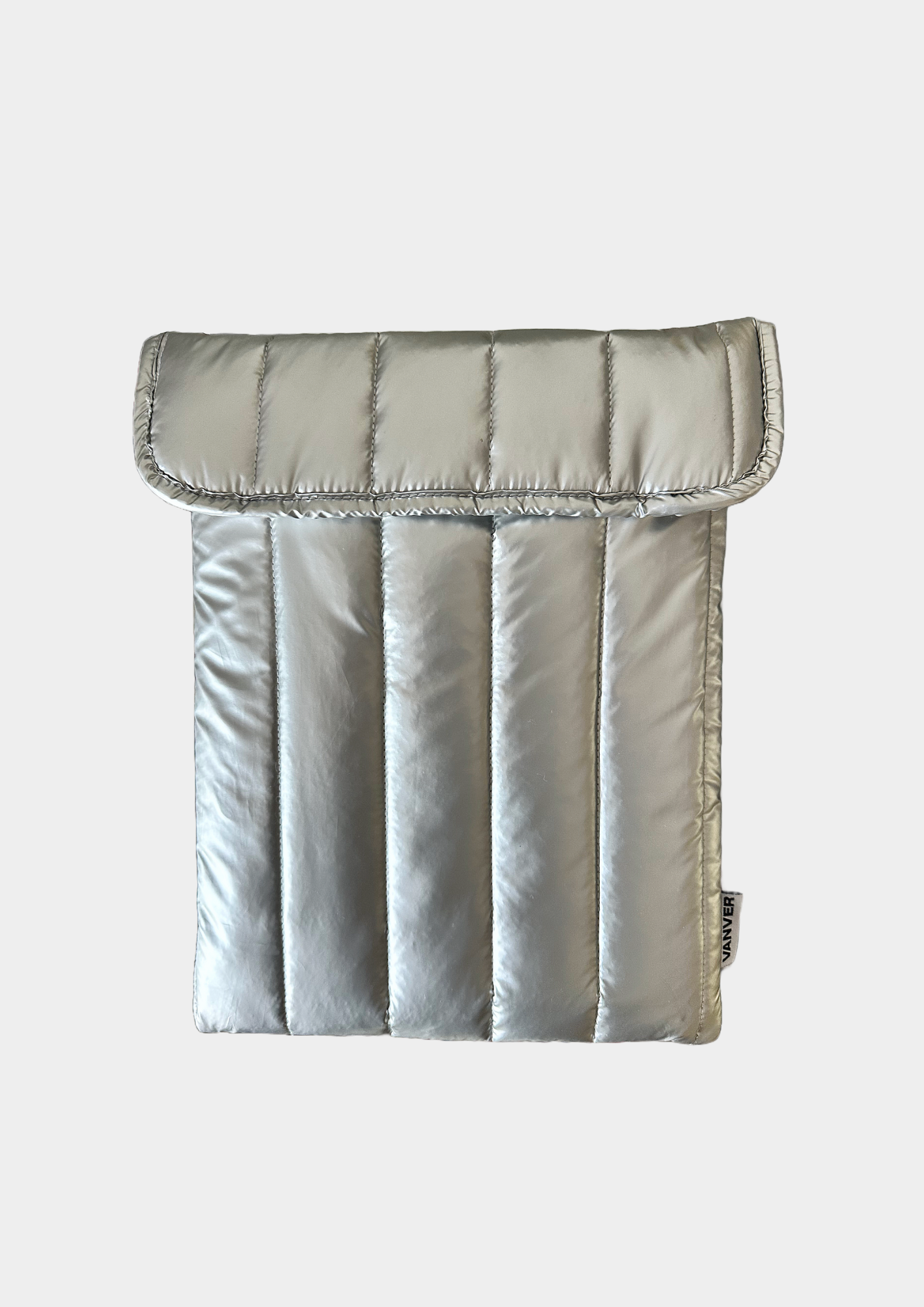 FUNDA DE PORTÁTIL PUFFY PLATEADA