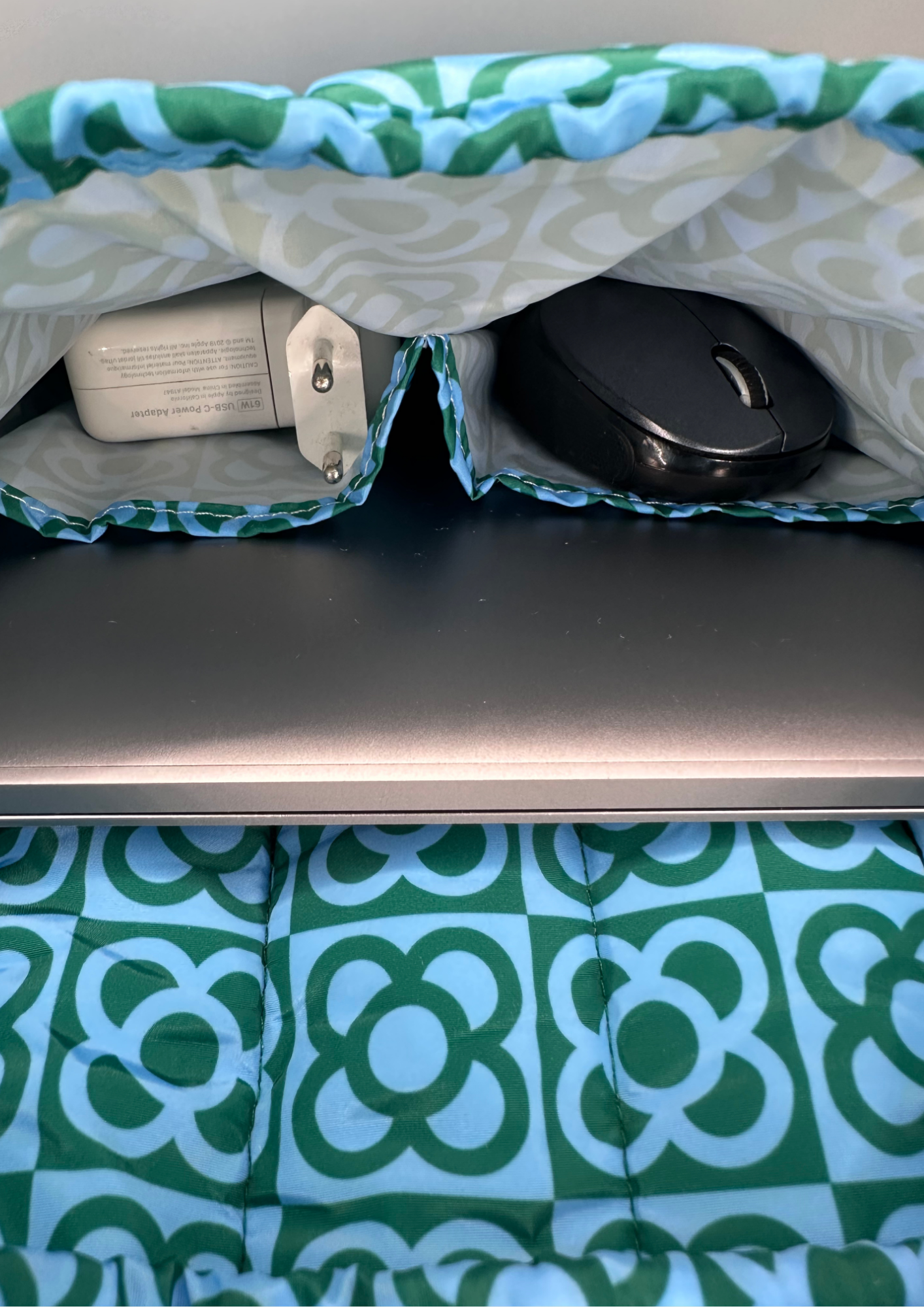 BARCELONA LAPTOP SLEEVE 