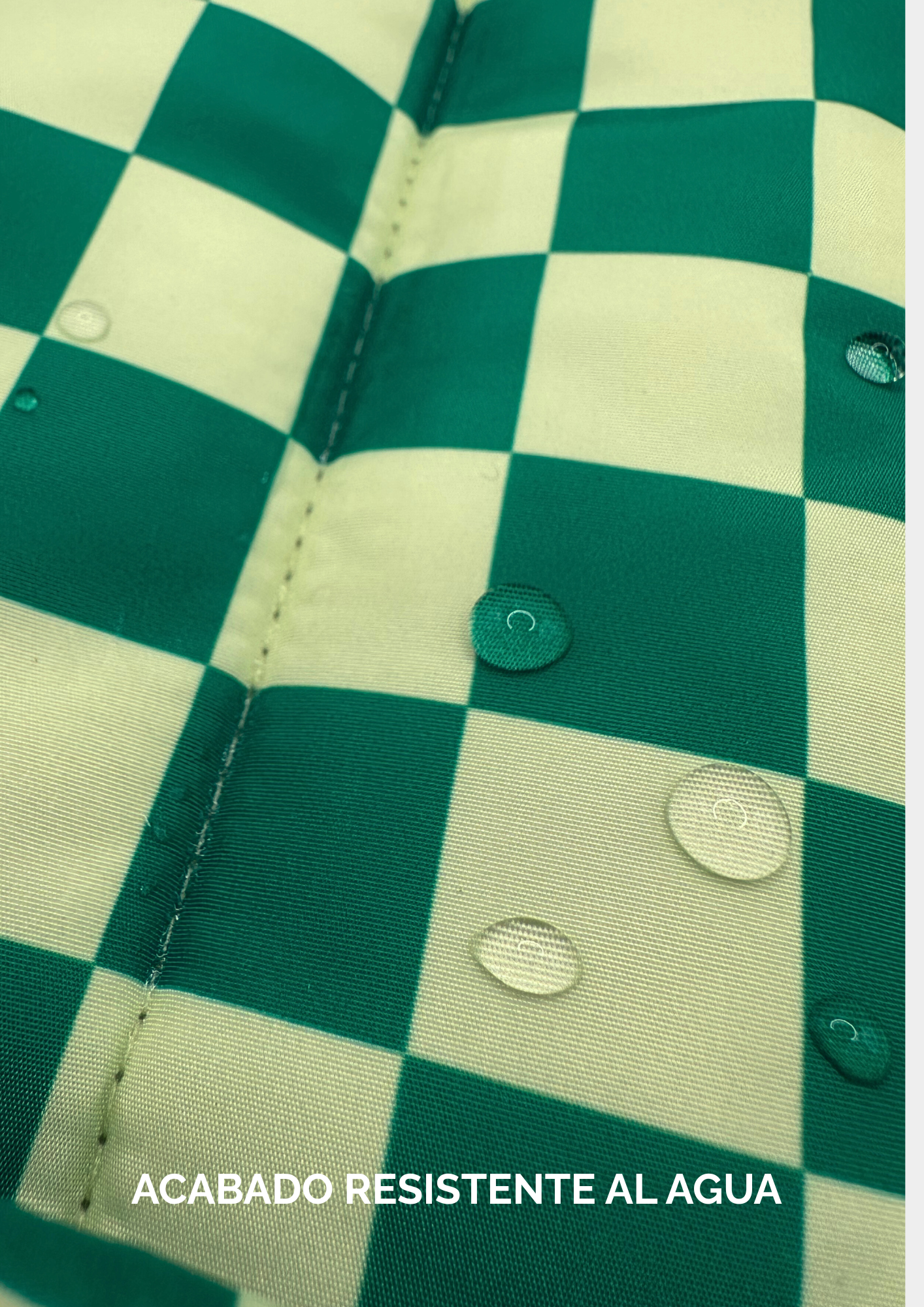 GREEN SQUARES LAPTOP SLEEVE 