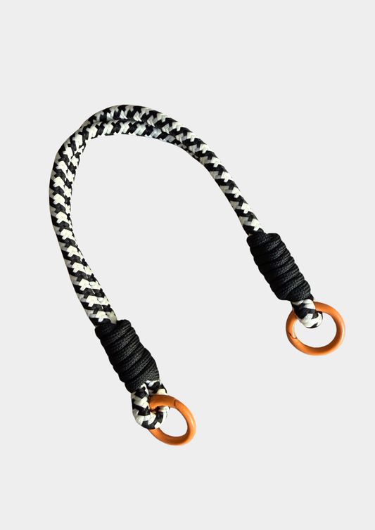 BLACK AND WHITE BRACELET